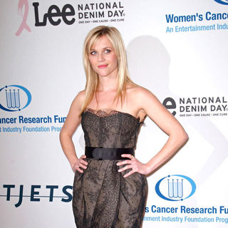 Reese Witherspoon in An Unforgettable Evening Benefiting EIF's Women's Cancer Research Fund - Arrivals