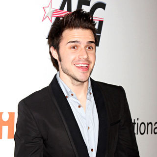 Kris Allen in The 2010 Annual Clive Davis Pre-Grammy Party - Arrivals
