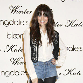 Nicole Richie in Nicole Richie debuts her Spring 2010 collection of Winter Kate