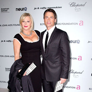 Rob Lowe, Sheryl Berkoff in 18th Annual Elton John AIDS Foundation Academy Awards (Oscars) Viewing Party - Arrivals