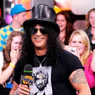Slash in Slash appears on MuchMusic's 'Much On Demand' to promote his upcoming album