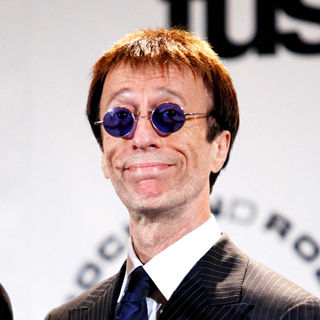 Robin Gibb in 5th Annual Rock And Roll Hall Of Fame Induction Ceremony - Press Room
