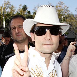 Corey Feldman in Pamela Anderson Launches Her Signature 'Vanilla Vegan Shake' - wenn2802318