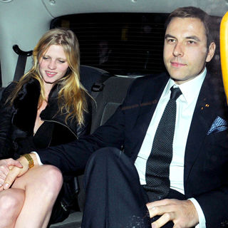 David Walliams, Lara Stone in David Walliams and Lara Stone leave Nobu Berkeley holding hands at the back of their cab