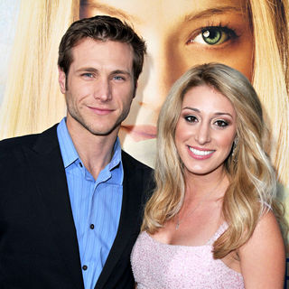 Jake Pavelka, Vienna Girardi in The Premiere of 'Letters to Juliet' - Arrivals