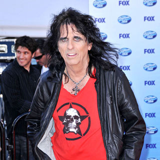 Alice Cooper in The American Idol Season 9 Finale - Arrivals