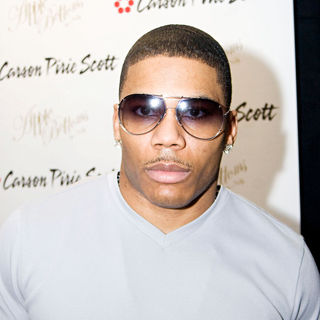 Nelly Promotes 'Apple Bottom' Fragrance