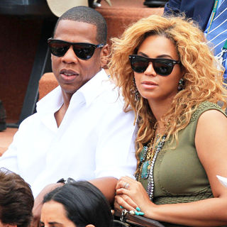 Jay-Z, Beyonce Knowles in Celebrities Watch The Men's Final Match Between Rafael Nadal and Robin Soderling