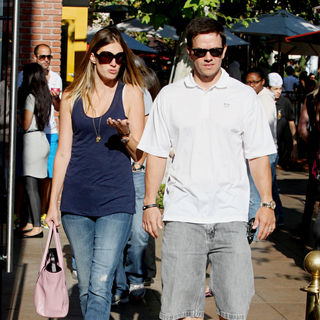 Mark Wahlberg, Rhea Durham in Mark Wahlberg and Rhea Durham Shop Together