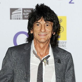 Ronnie Wood in O2 Silver Clef Awards 2010 - Arrivals
