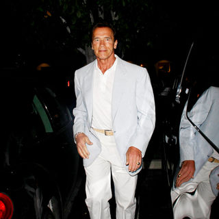 Arnold Schwarzenegger in Arnold Schwarzenegger Arriving at Tra Di Noi Restaurant in Cross Creek Malibu