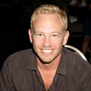 Ian Ziering in The Hollywood Show at The Marriott Hotel in Burbank