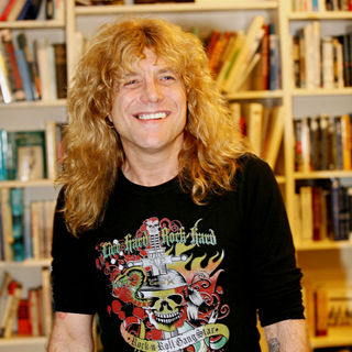 Steven Adler in Steven Adler attends a book signing for his new book