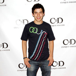 David Archuleta in David Archuleta Visits Gifting Services