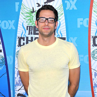 Zachary Levi in The 12th Annual Teen Choice Awards 2010