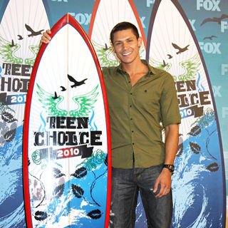 Alex Meraz in The 12th Annual Teen Choice Awards 2010