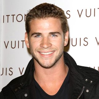 Liam Hemsworth in The Opening of Louis Vuitton Santa Monica to Benefit Heal The Bay - wenn2967502