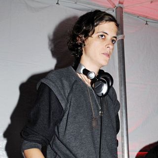 Samantha Ronson in ACE's Brazilian Sunflowers Event to Benefit The Association of Community Employment Programs