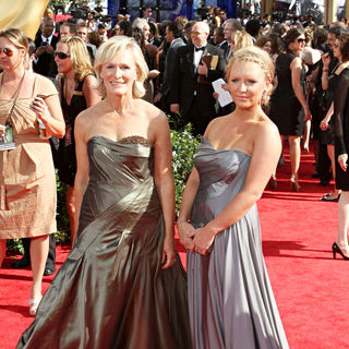 Glenn Close, Annie Starke in The 62nd Annual Primetime Emmy Awards