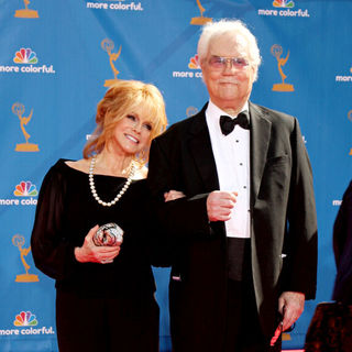 Ann-Margret, Roger Smith in The 62nd Annual Primetime Emmy Awards