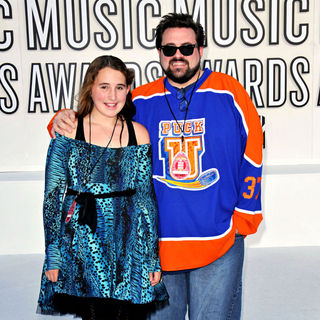 Harley Smith, Kevin Smith in The 2010 MTV Video Music Awards (MTV VMAs) - Arrivals