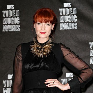 Florence Welch, Florence and the Machine in The 2010 MTV Video Music Awards (MTV VMAs) - Press Room