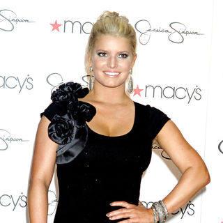 Jessica Simpson in Jessica Simpson Launches Macy's 'Find Your Magic Campaign'