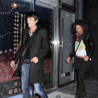 Ronnie Wood, Ana Araujo in Ronnie Wood and girlfriend Ana Araujo arrive at The Ivy club