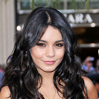 Vanessa Hudgens in Los Angeles Premiere of "Legend of the Guardians: The Owls of Ga'Hoole"