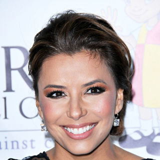 Eva Longoria in Padres Contra El Cancer's 25th Anniversary Gala - Arrivals