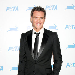 Owain Yeoman in The PETA's 30th Anniversary Gala And Humanitarian Awards - wenn3021172