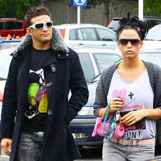 Katie Price and Alex Reid Shopping at Sainsbury's