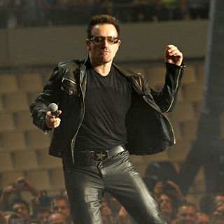Bono in U2 Performs on Stage During The U2 360 Tour Concert - wenn3028140