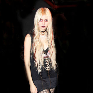 Taylor Momsen in Paper Magazine and Express Celebrate Their Spring Collection