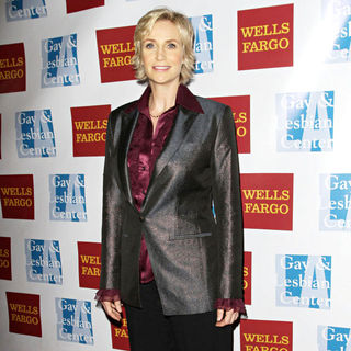 Jane Lynch in L.A. Gay & Lesbian Center's 39th Anniversary Gala - Arrivals