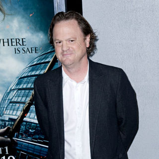 Steve Kloves in The Premiere of 'Harry Potter and the Deathly Hallows: Part I'