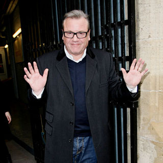 Ray Winstone in Ray Winstone at The ITV studios