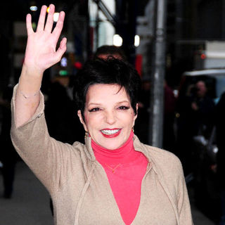 Liza Minnelli in Celebrities Outside The Ed Sullivan Theater for 'The Late Show with David Letterman' - wenn3105315