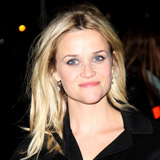 Reese Witherspoon in Celebrities Outside The Ed Sullivan Theater for 'The Late Show with David Letterman'