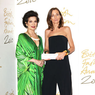 Bianca Jagger, Phoebe Philo in The British Fashion Awards 2010 - Arrivals
