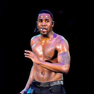 Jason Derulo in The 2010 B96 Jingle Bash Show