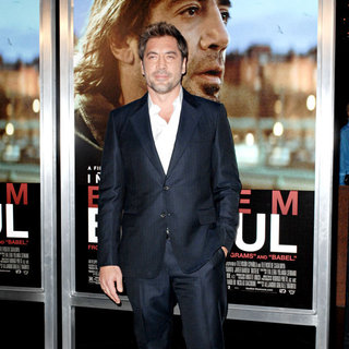 Javier Bardem in Los Angeles Premiere of 'Biutiful' - Arrivals
