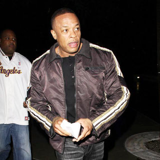 Dr. Dre in Dr. Dre Arrives at The Staples Centre to Watch The LA Lakers Play The Milwaukee Bucks