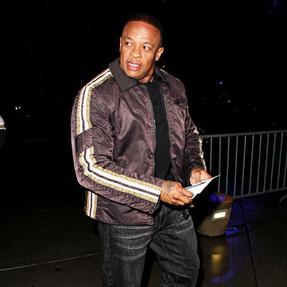 Dr. Dre in Dr. Dre Arrives at The Staples Centre to Watch The LA Lakers Play The Milwaukee Bucks