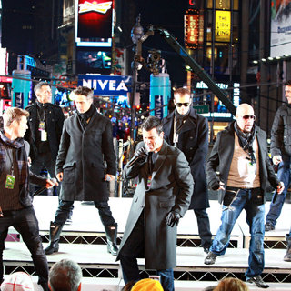 New Kids On The Block, Backstreet Boys in Dick Clark's New Year's Rockin' Eve with Ryan Seacrest