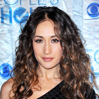 Maggie Q in 2011 People's Choice Awards - Arrivals