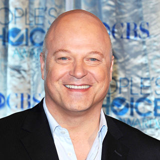 Michael Chiklis in 2011 People's Choice Awards - Arrivals