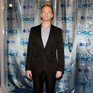 Neil Patrick Harris in 2011 People's Choice Awards - Arrivals