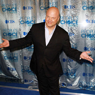 Michael Chiklis in 2011 People's Choice Awards - Arrivals