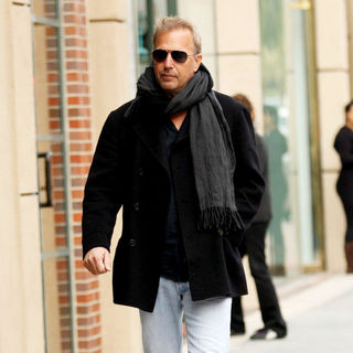 Kevin Costner in Kevin Costner Stops by A Medical Center in Beverly Hills